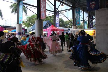 El grupo mariachi en las horas previas del Miami FC vs. Carolina RailHawks FC.