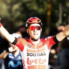 Valverde da en el palo en un polémico final con Wellens