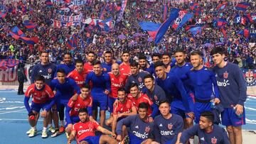 La U entrenó en el Nacional en medio del tradicional 'Banderazo'