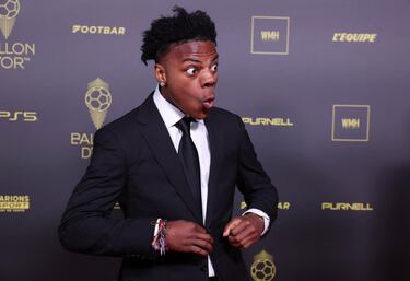 El Youtuber Darren Jason Watkins Jr. 'IShowSpeed' posando en la alfombra roja.