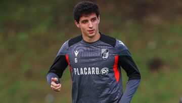 En Portugal ponen a Manu Silva para reforzar a Tigres
