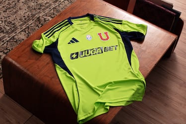 La U sorprende con este especial retorno