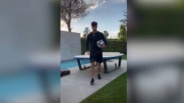 Rudy, Asensio, Dani Martínez en un challenge agresivo de TikTOk