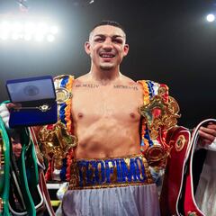 Teófimo López pide al Pitbull Cruz como rival y poder unificar títulos del súper ligero