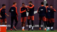 Piqu&eacute;, en el entrenamiento de este lunes.