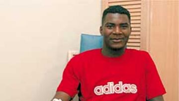 <b>TRAS LA OPERACIÓN. </b>Makukula no perdió la sonrisa ayer en la Clínica Cemtro pese a su operación.