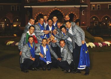 La Ryder Cup de 2012 pasó a la historia tras la gesta de Europa que remontó cuatro puntos de desventaja en campo rival en la última jornada frente a EE UU. Olazábal lideró una proeza que contaba con el apoyo espiritual de Severiano Ballesteros, fallecido un año antes. El 'hazlo lor Seve' caló hondo en los jugadores del Viejo Continente y la remontada, en la que participó muy activamente Sergio García, tuvo su colofón en un putt de metro y medio embocado por el alemán Martin Kaymer que dejó en silencio el campo de Chicago mientras la gesta europea quedaba sellada para siempre en el recuerdo bajo el nombre del milagro de Medinah.