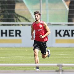 Karazor, acusado de agresión sexual, vuelve a los entrenamientos