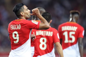 Falcao, goleador de la Ligue 1 con 7 goles en 4 partidos