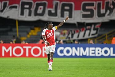 Rodallega: “No he pensado irme de Santa Fe, a pesar de las ofertas”