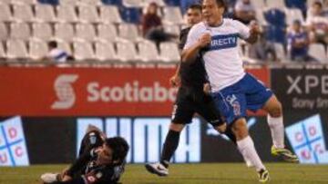 &Aacute;lvaro Ramos anota el gol del triunfo cruzado ante Iquique en febrero de 2014. Es la &uacute;nica victoria cruzada en los &uacute;ltimos ocho enfrentamientos por Torneos Nacionales.