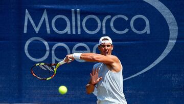 Nadal se da poca tregua: pisar¨¢ ma?ana la hierba en Mallorca