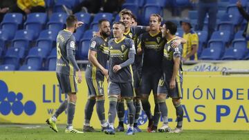 El Cádiz recupera el pulso y ata los 52 puntos
