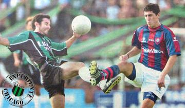 El 'Piri' jugó en Nueva Chicago en 2003. Dante Poli fue su compañero en el 'Torito de Mataderos'.