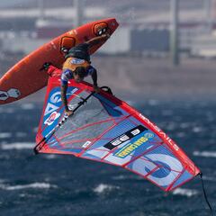 “Se nota que los canarios compiten en casa”