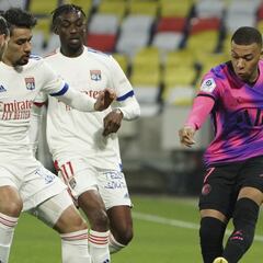 El PSG arrasa al Lyon y recupera el liderato