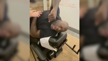 Shaquille O'Neal y su reacción ante unos masajes