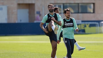 RAUL ALBIOL Y DANI PAREJO