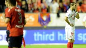 <b>DESOLACI?N. </b>Negredo se lamenta en el Reyno.