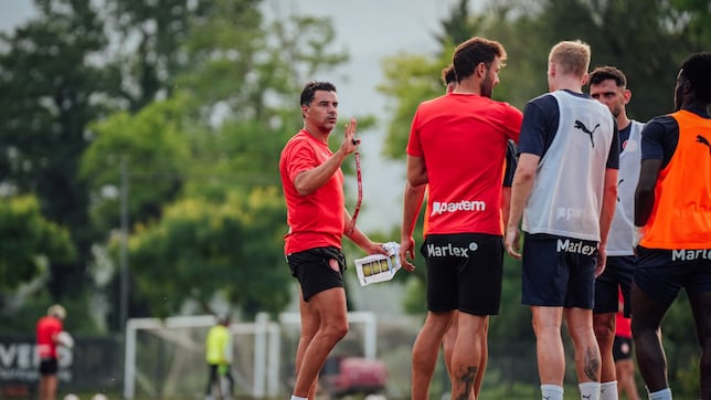 Míchel: “La dirección deportiva fichará jugadores Top para nosotros”