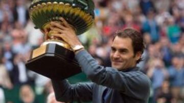 Federer es el amo de Halle
