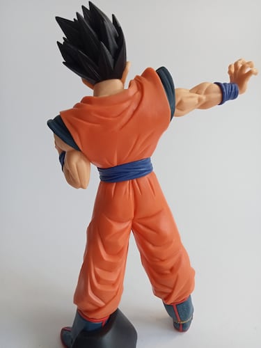 Gohan Ultimate vs Majin Buu de 'Dragon Ball Z' por Banpresto