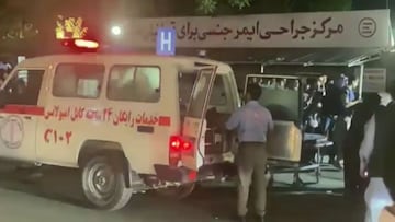 Heridos llegan a los hospitales de Kabul tras las explosiones