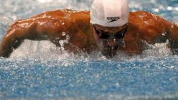 Muñoz, oro en 50 mariposa; Duane, bronce 200 espalda