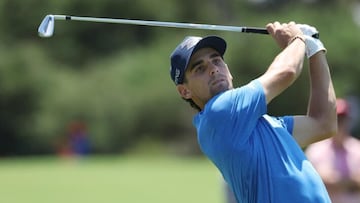 Melbourne (Australia), 28/11/2024.- Joaquin Niemann on day one of the ISPS HANDA Australian Open golf tournament at Victoria Golf Club in Melbourne, Australia, 28 November 2024. EFE/EPA/CON CHRONIS AUSTRALIA AND NEW ZEALAND OUT