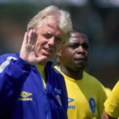 Cuauhtémoc Blanco en el Top 5 de Leo Beenhakker