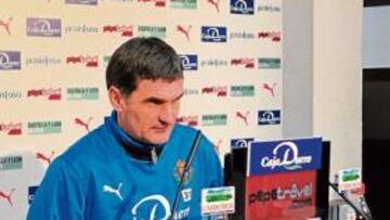 <b>TRANQUILO. </b>Mendilibar compareció ayer y explicó sus sensaciones ante el retorno de su equipo a la Liga enfrentándose al Racing de Santander mañana.