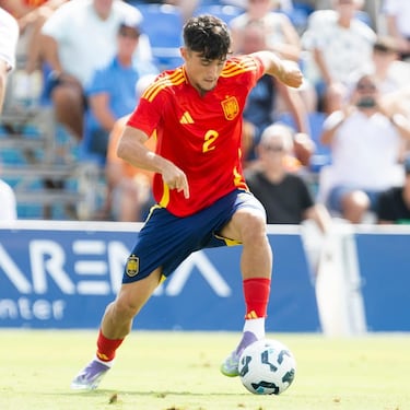 Fortea afila el puñal