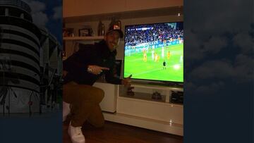 Sergio Ramos animó al Real Madrid desde el salón de su casa