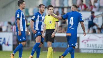Bochornoso: el árbitro abandona el Athletic - Alavés