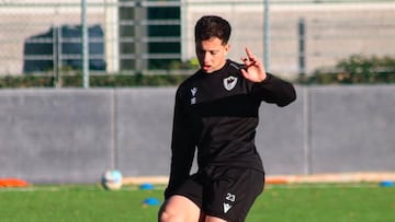 “Mi idea es seguir en Europa, pero si llega una oferta desde Chile que me guste, no dudaría en aceptarla”