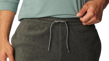 Tenemos el pantalón con forro polar definitivo para olvidar el frío