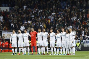 Minuto de silencio por el fallecimiento de Manuel Sanchís, ex-jugador del Real Madrid.