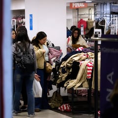 Navidad 2025: casi la mitad de los españoles se plantea regalar artículos de segunda mano