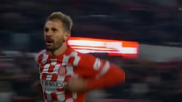 ¡Stuani es eterno! El golazo del uruguayo de cabeza que es una reliquia absoluta