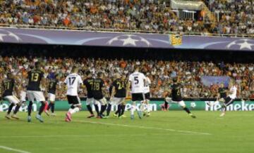 3-1. Feghouli marcó el tercer tanto che.