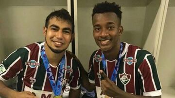 Junior Sornoza y Jefferson Orejuela con la camiseta de Fluminense.