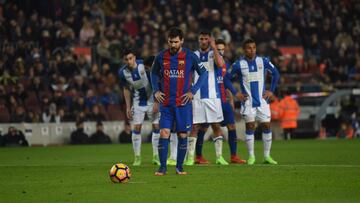 Messi se dispone a lanzar el penalti contra el Legan&eacute;s el pasado domingo.