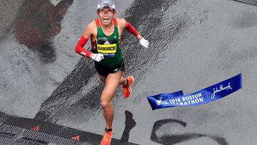 Kawauchi, el 'popular' que lleva 81 maratones, gana en Boston