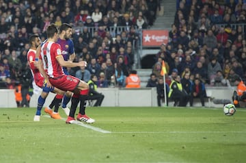6-1. Luis Su¨¢rezez marc¨® el sexto gol.