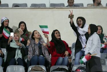 El fiscal general de Irán prohibirá que las mujeres vuelvan al fútbol