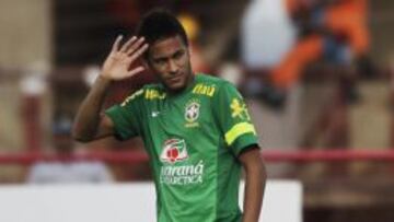 Neymar asume que el jefe en el Barça se llama Messi.