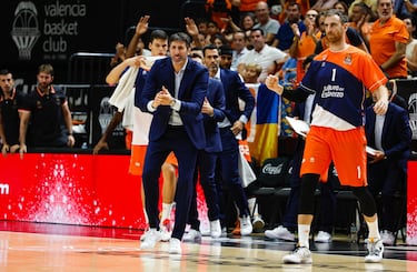 Ojeleye brilla, Valencia disfruta