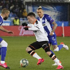 Gameiro llega a 200 partidos en LaLiga; Kondogbia, 100