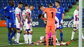 Allan Nyom of Getafe CF and Kike Perez of Real Valladolid in action during La Liga football match played between Getafe CF and Real Valladolid CF at Coliseum Alfonso Perez on January 02, 2021 in Getafe, Madrid, Spain.
AFP7
02/01/2021 ONLY FOR USE IN SP