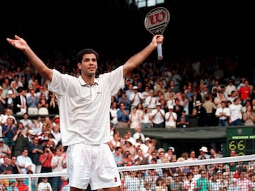 WIM11:SPORT-TENNIS:WIMBLEDON,ENGLAND,6JUL97 - Pete Sampras of the U.S. celebrates defeating France&#039;s Cedric Pioline to win the Gentlemens&#039; Singles final at the Wimbledon tennis championships July 6. Sampras won the match 6-4 6-2 6-4.  jb/Photo by Kieran Doherty REUTERS